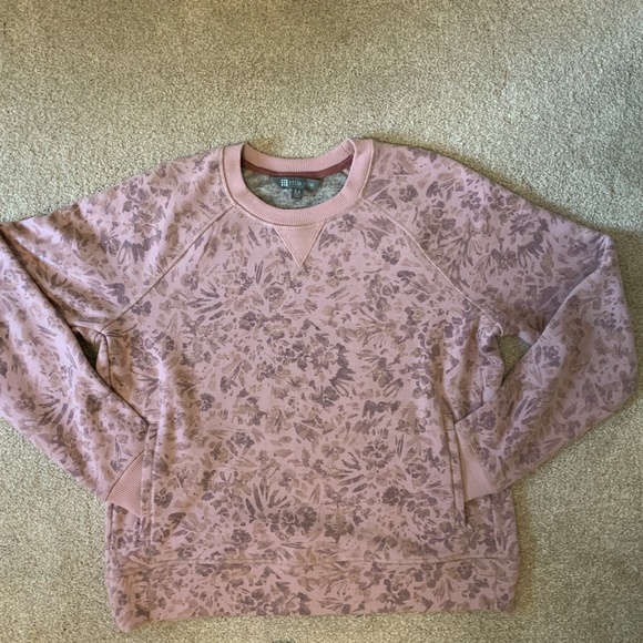 Title Nine Sweatshirt - Picture 4 of 4